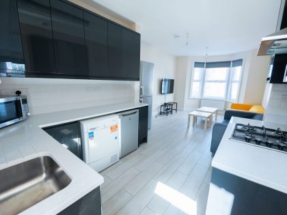 Kitchen/Lounge